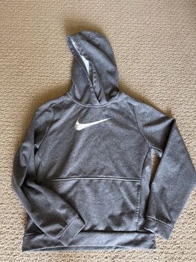 Kid’s like new Nike Gray Heather Hoodie with White Swoosh